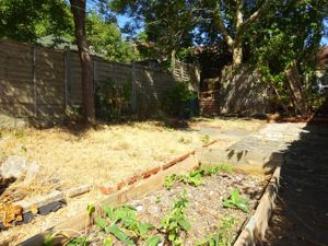 Photo 19- click for photo gallery